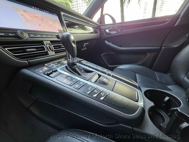 2020 Porsche Macan AWD - 22948630 - 34