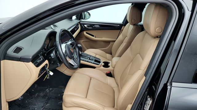 2020 Porsche Macan AWD - 22956551 - 18