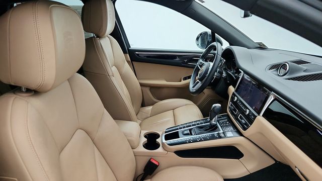 2020 Porsche Macan AWD - 22956551 - 21