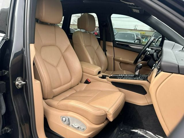 2020 Porsche Macan AWD - 23011918 - 15