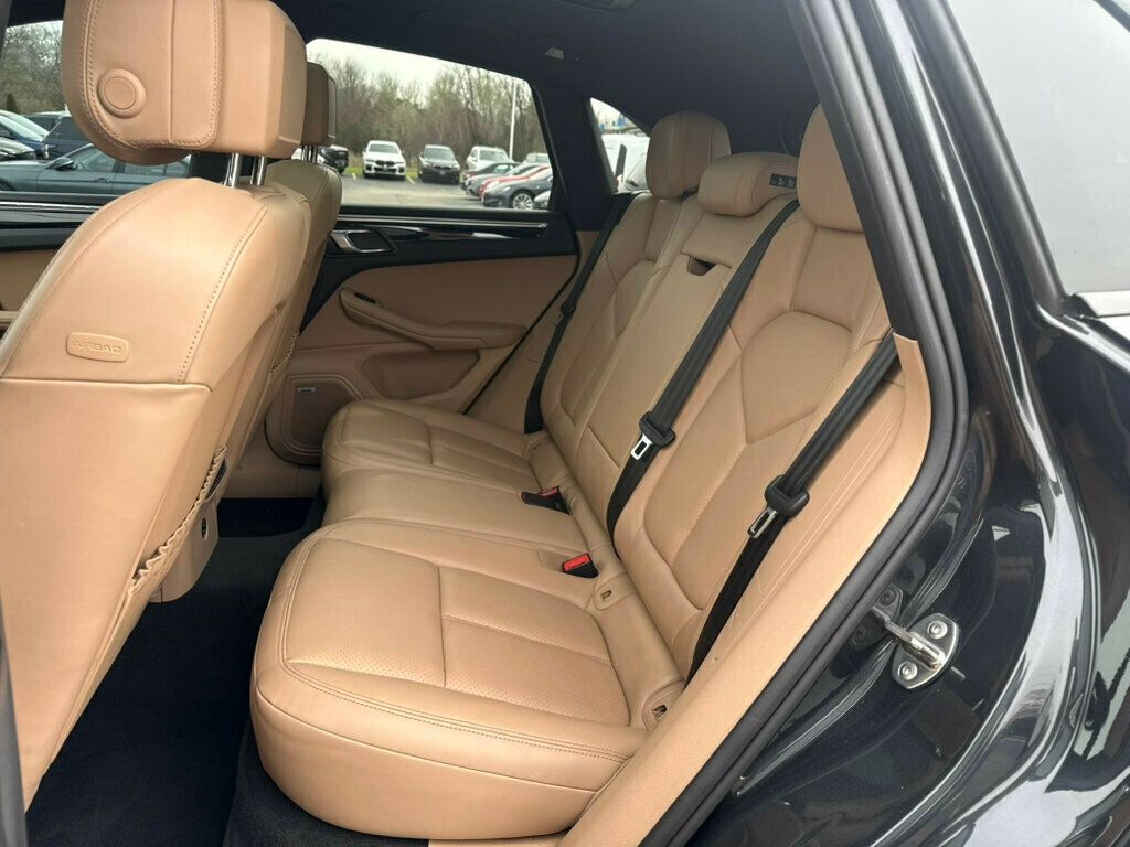 2020 Porsche Macan AWD - 23011918 - 19