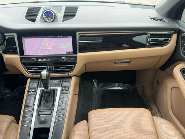 2020 Porsche Macan AWD - 23011918 - 22
