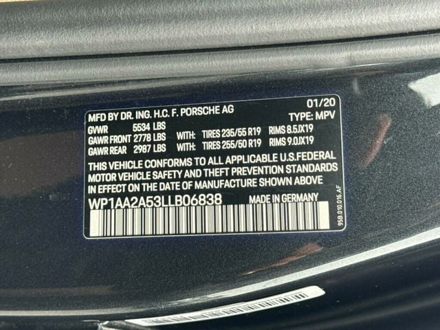 2020 Porsche Macan AWD - 23011918 - 33