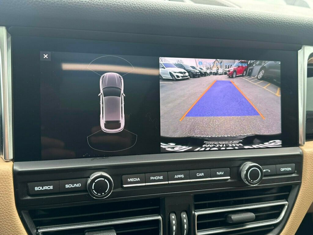 2020 Porsche Macan AWD - 23011918 - 3