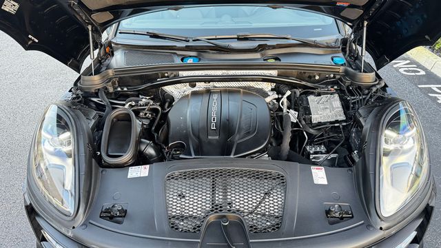 2020 Porsche Macan AWD - 22955942 - 15