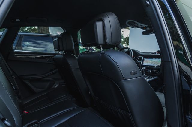 2020 Porsche Macan AWD - 22955942 - 23