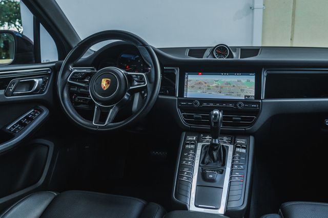 2020 Porsche Macan AWD - 22955942 - 28