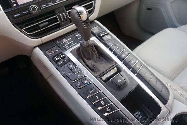 2020 Porsche Macan AWD 21" WHEELS PASM PANO ROOF PREMIUM+ PKG 360 CAMERAS LOADED!! - 23013836 - 35