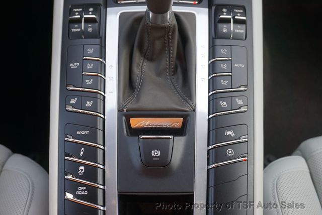 2020 Porsche Macan AWD 21" WHEELS PASM PANO ROOF PREMIUM+ PKG 360 CAMERAS LOADED!! - 23013836 - 37