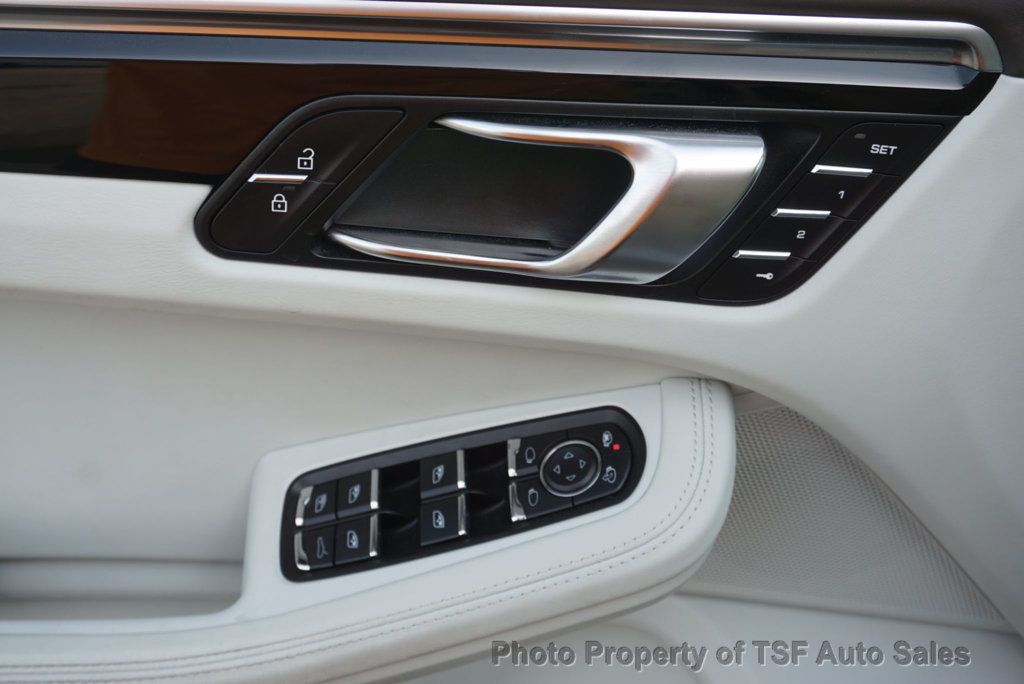 2020 Porsche Macan AWD 21" WHEELS PASM PANO ROOF PREMIUM+ PKG 360 CAMERAS LOADED!! - 23013836 - 44