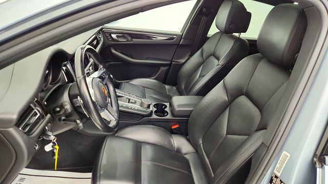 2020 Porsche Macan AWD with Premium Package Plus & 21'' RS Spyder Design Wheels - 22966815 - 20