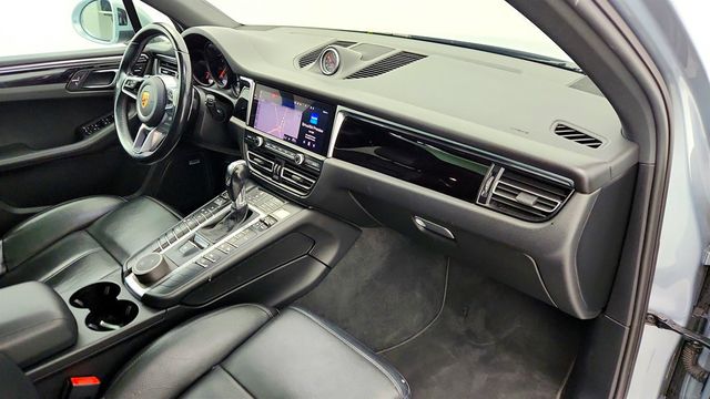 2020 Porsche Macan AWD with Premium Package Plus & 21'' RS Spyder Design Wheels - 22966815 - 25