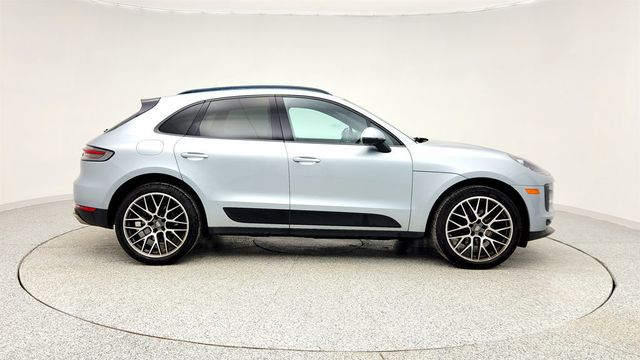 2020 Porsche Macan AWD with Premium Package Plus & 21'' RS Spyder Design Wheels - 22966815 - 3
