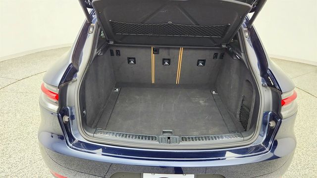 2020 Porsche Macan AWD w/ Premium Pkg Plus, Power Seats & PDLS+ - 23065408 - 20
