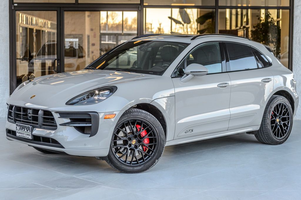 Roof Kit | PORSCHE MACAN GTS 2020 Roof Kit | PORSCHE MACAN GTS 2020