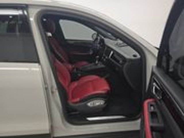 2020 Porsche Macan MSRP$76140/Premium Plus Pkg/Heated&Cooled Seats/Blind Spot/NAV - 22948787 - 6