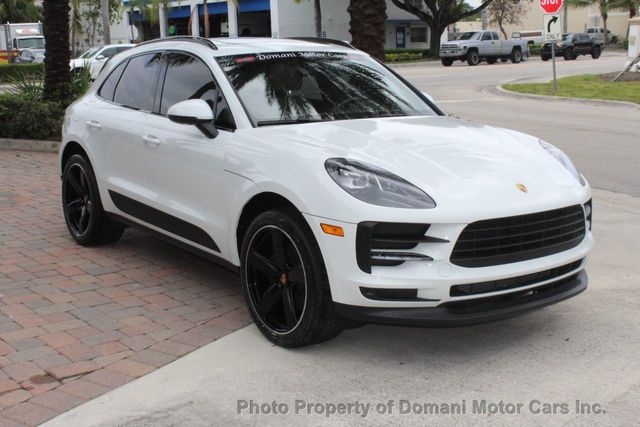 2020 Porsche Macan ONE FLORIDA OWNER , ONLY 11K MILES GARAGE KEPT  - 21331160 - 10