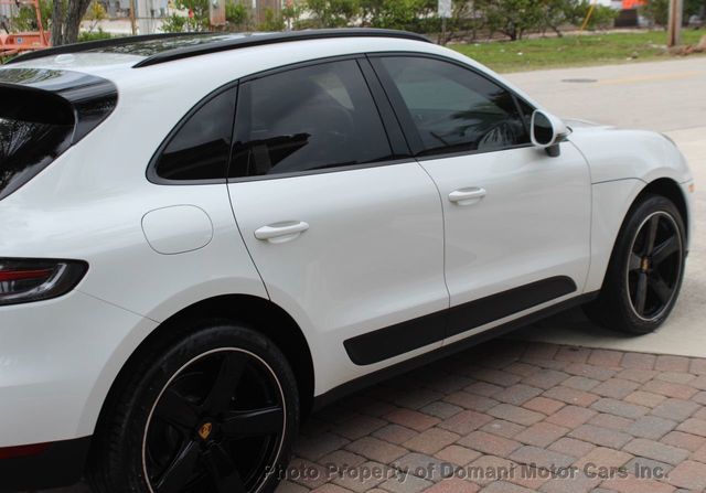 2020 Porsche Macan ONE FLORIDA OWNER , ONLY 11K MILES GARAGE KEPT  - 21331160 - 32
