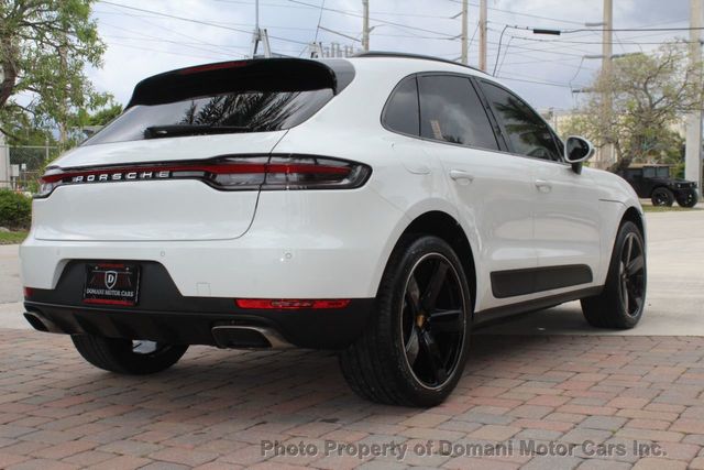 2020 Porsche Macan ONE FLORIDA OWNER , ONLY 11K MILES GARAGE KEPT  - 21331160 - 33