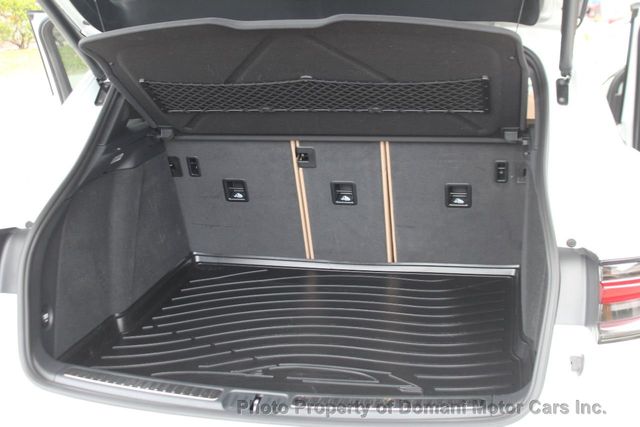 2020 Porsche Macan ONE FLORIDA OWNER , ONLY 11K MILES GARAGE KEPT  - 21331160 - 36