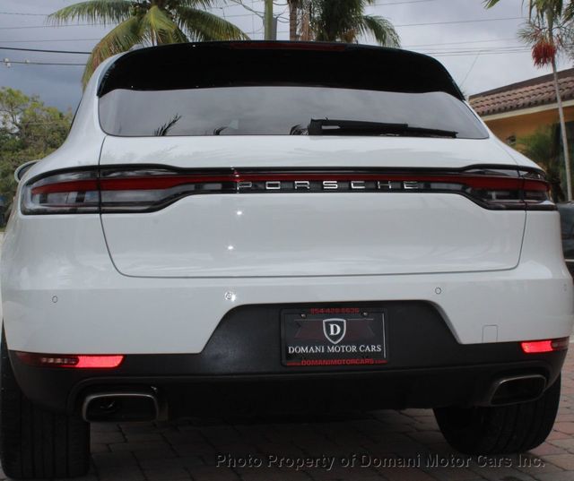 2020 Porsche Macan ONE FLORIDA OWNER , ONLY 11K MILES GARAGE KEPT  - 21331160 - 41