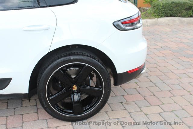 2020 Porsche Macan ONE FLORIDA OWNER , ONLY 11K MILES GARAGE KEPT  - 21331160 - 43