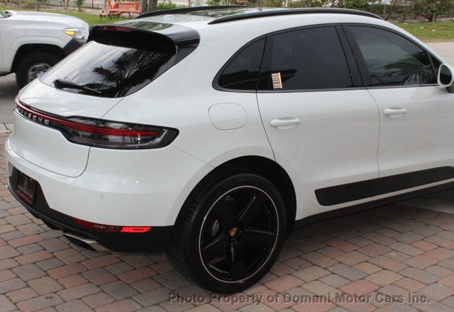 2020 Porsche Macan ONE FLORIDA OWNER , ONLY 11K MILES GARAGE KEPT  - 21331160 - 45
