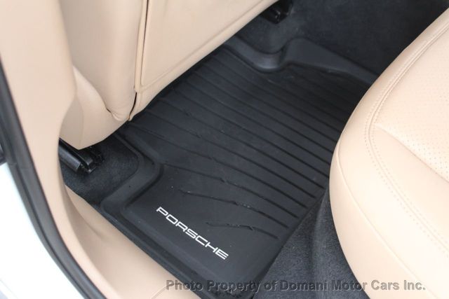 2020 Porsche Macan ONE FLORIDA OWNER , ONLY 11K MILES GARAGE KEPT  - 21331160 - 54