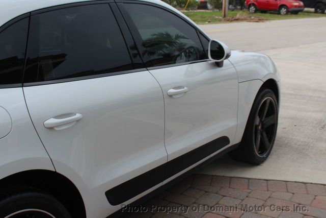 2020 Porsche Macan ONE FLORIDA OWNER , ONLY 11K MILES GARAGE KEPT  - 21331160 - 63