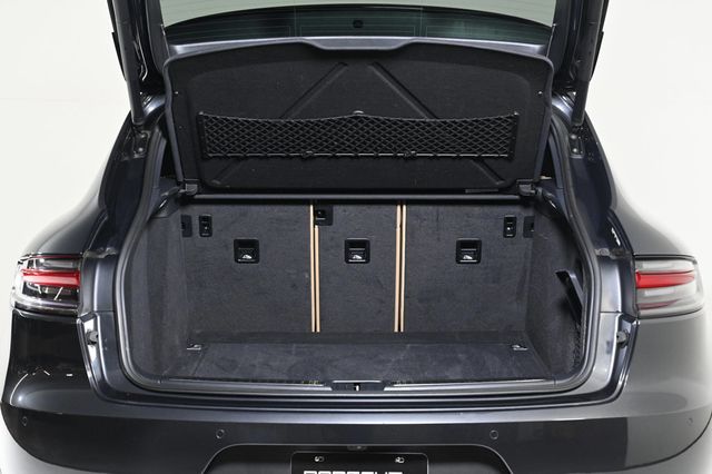 2020 Porsche Macan S - 22904051 - 24