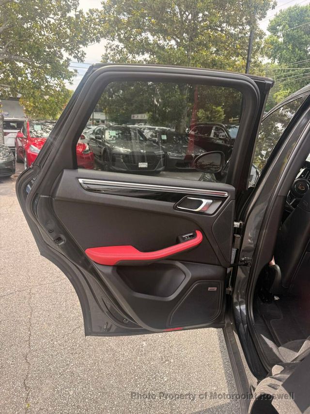 2020 Porsche Macan S AWD - 23044882 - 4