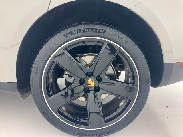 2020 Porsche Macan S AWD - 22973537 - 31