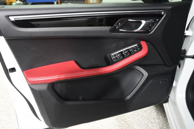 2020 Porsche Macan S AWD - 23043055 - 21
