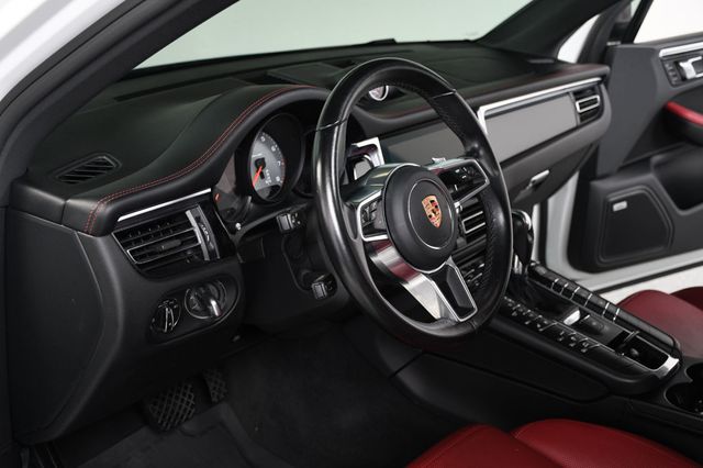 2020 Porsche Macan S AWD - 23043055 - 25