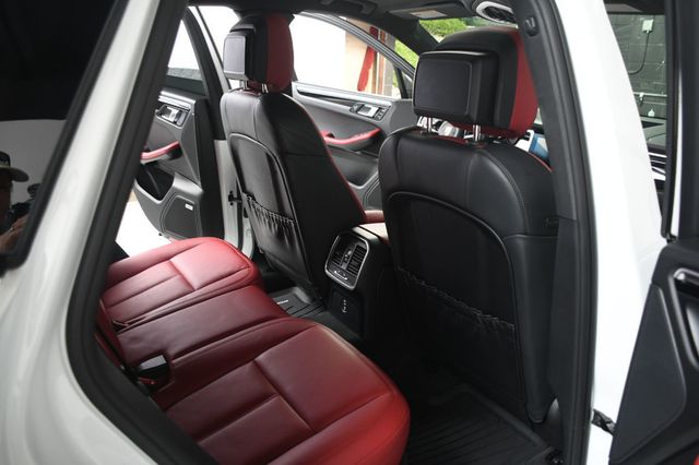 2020 Porsche Macan S AWD - 23043055 - 37