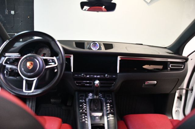 2020 Porsche Macan S AWD - 23043055 - 4