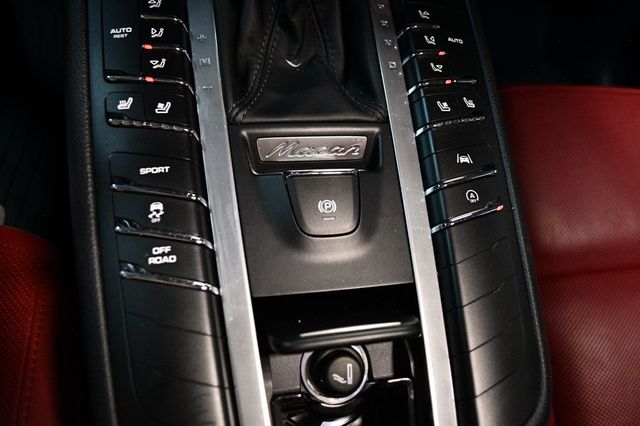 2020 Porsche Macan S AWD - 23043055 - 57
