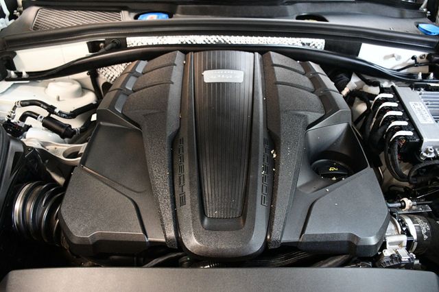 2020 Porsche Macan S AWD - 23043055 - 77
