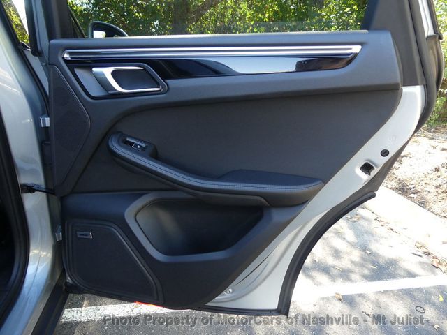 2020 Porsche Macan S AWD - 23091768 - 18