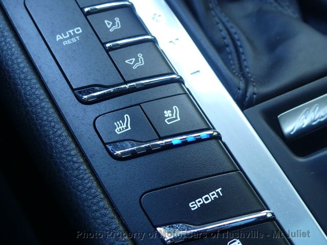 2020 Porsche Macan S AWD - 23091768 - 40