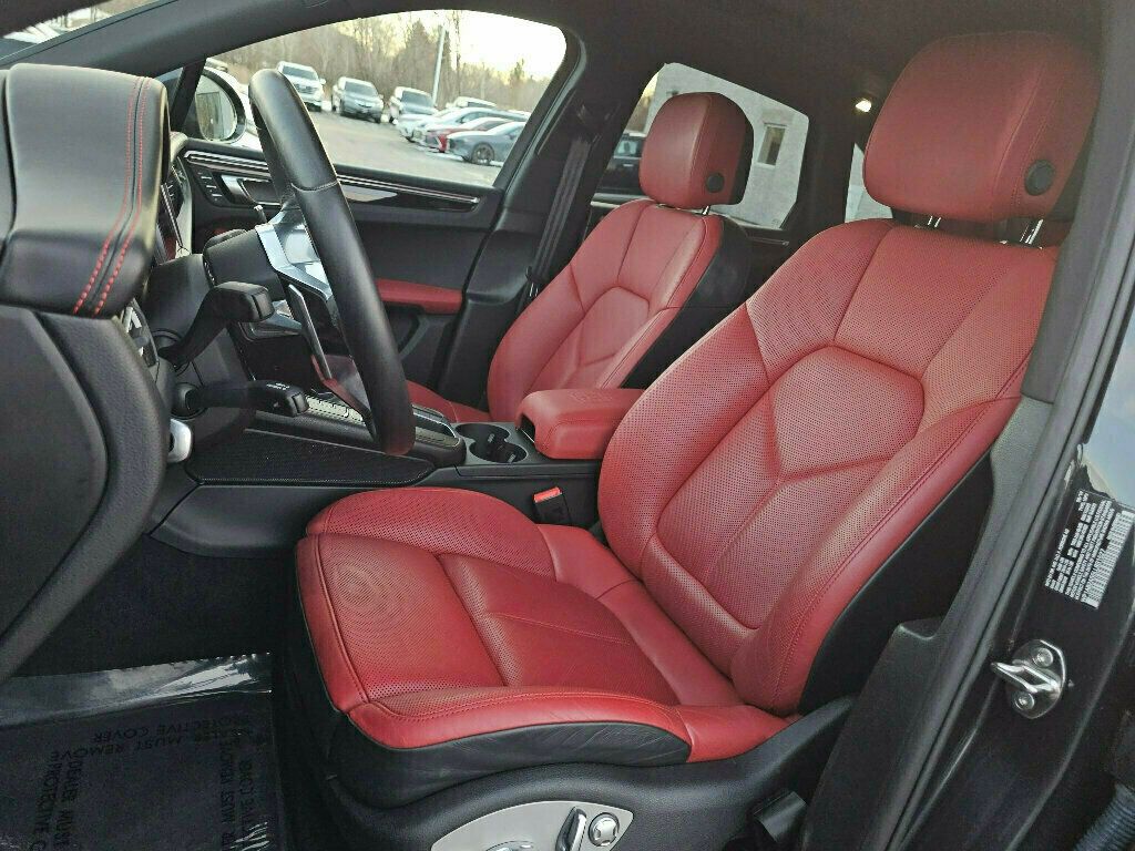 2020 Porsche Macan S AWD - 22969913 - 14