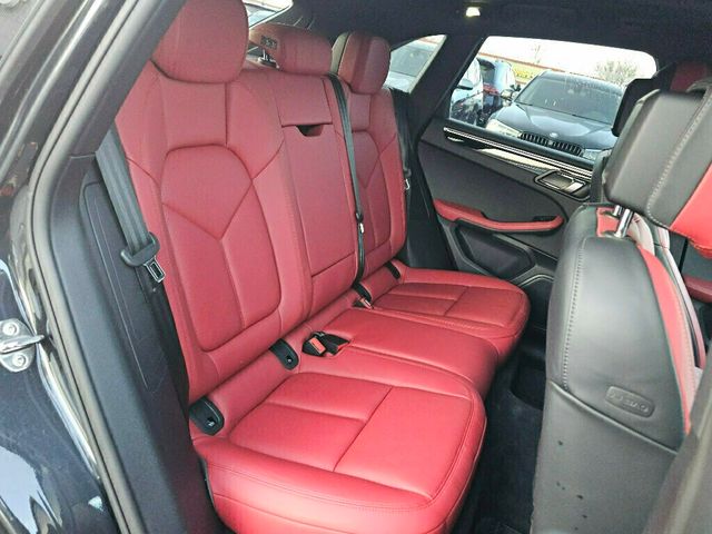 2020 Porsche Macan S AWD - 22969913 - 19