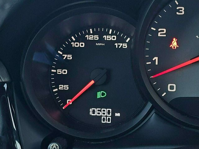 2020 Porsche Macan S AWD - 22969913 - 35