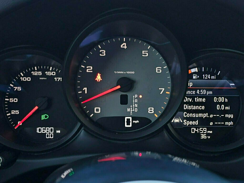 2020 Porsche Macan S AWD - 22969913 - 36