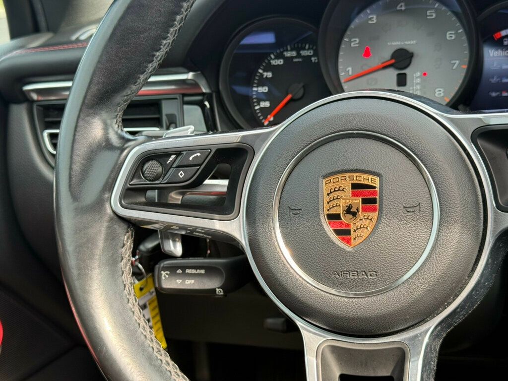 2020 Porsche Macan S AWD - 23003577 - 33