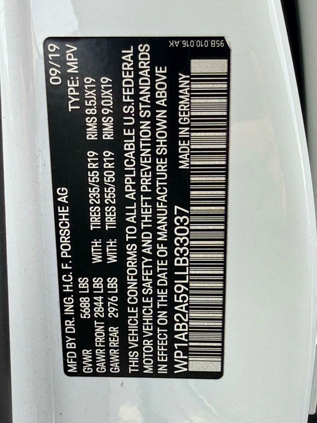 2020 Porsche Macan S AWD - 23003577 - 45