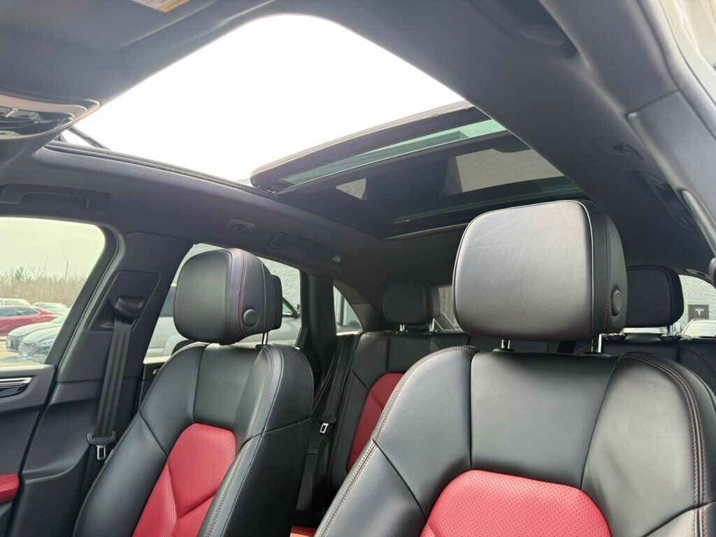 2020 Porsche Macan S AWD - 23003577 - 4