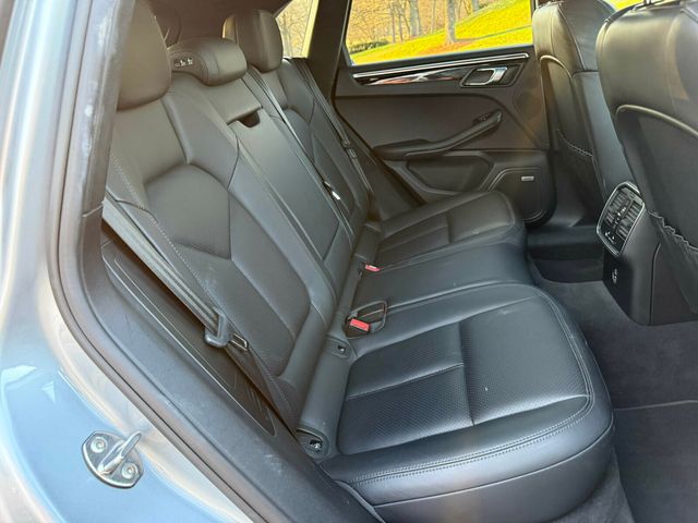 2020 Porsche Macan S, Premium Pack Plus, 21" Sport Classic Wheels, Park Assist  - 22995006 - 24