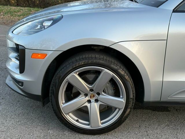 2020 Porsche Macan S, Premium Pack Plus, 21" Sport Classic Wheels, Park Assist  - 22995006 - 3