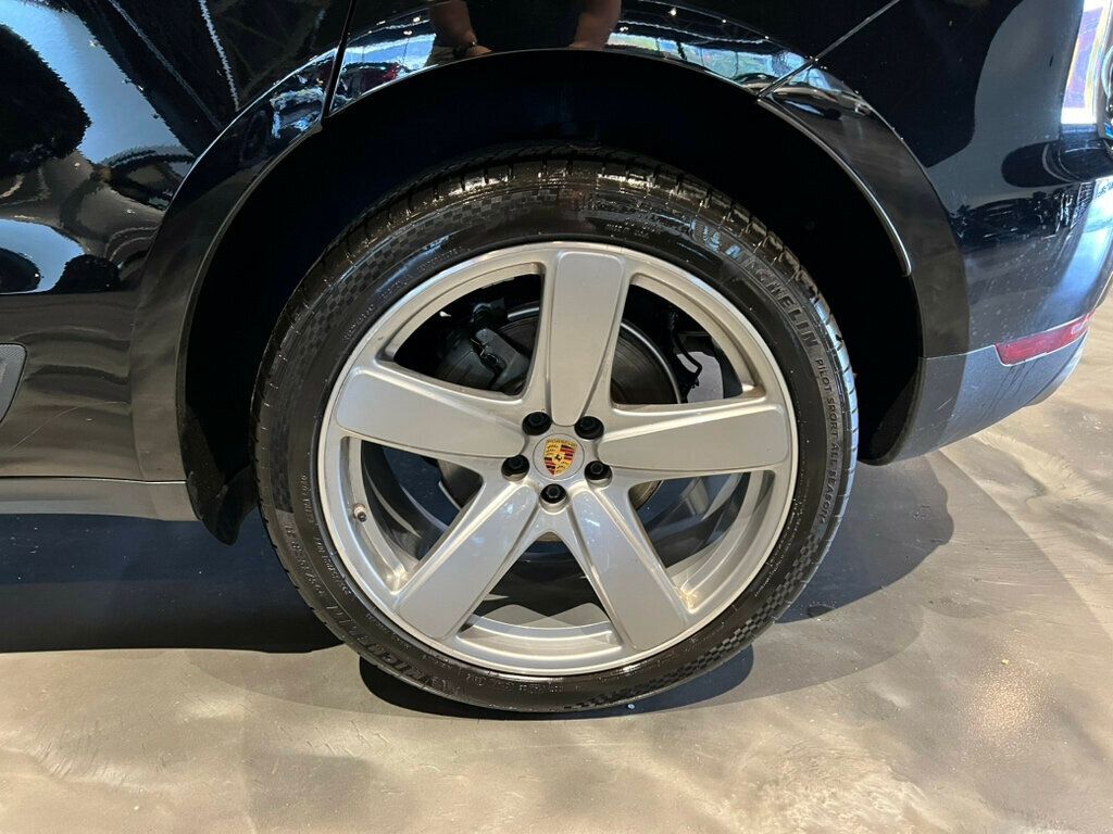 2020 Porsche Macan S/PremiumPkgPlus/Htd&CldSeats/PanoRoof/AppleCarplay/BoseSound - 22937625 - 11